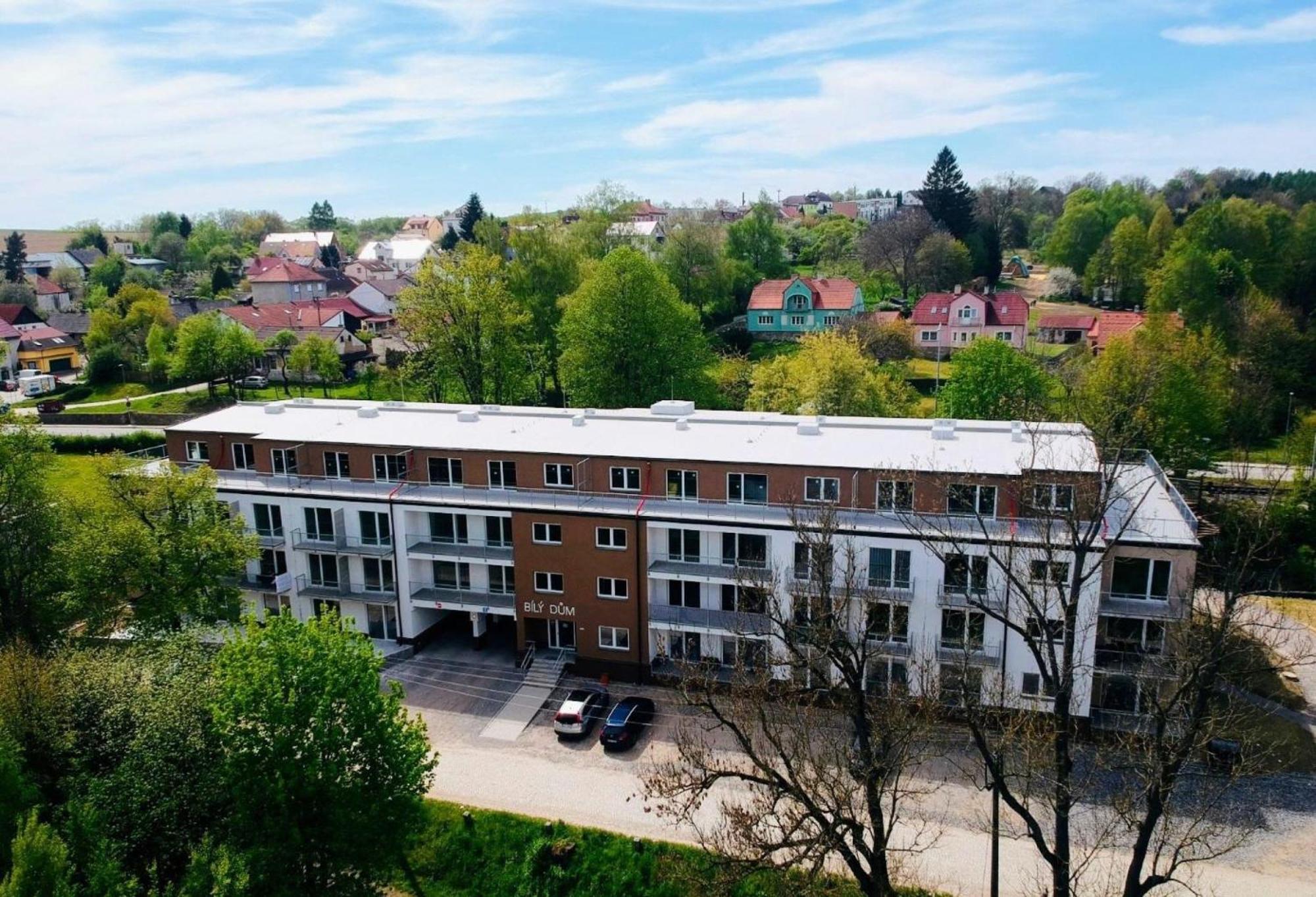 大卫膳食公寓酒店 Třešť 外观 照片