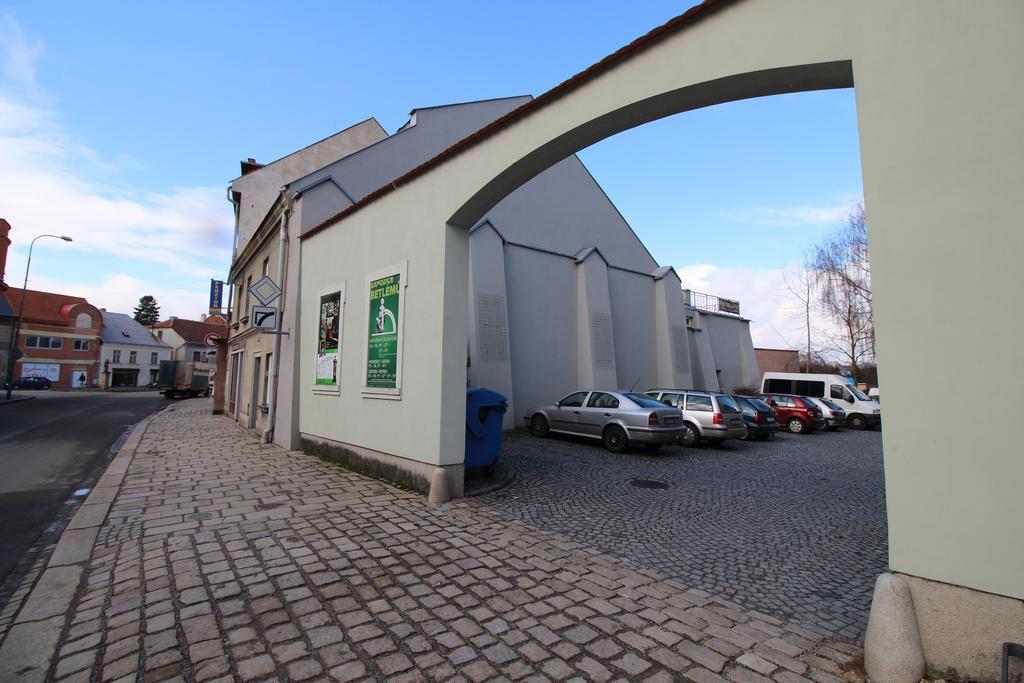 大卫膳食公寓酒店 Třešť 外观 照片